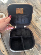 Load image into Gallery viewer, Brown mini jewelry case