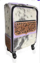 Load image into Gallery viewer, Lavender leather blk/white hide rolling suitcase