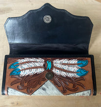Load image into Gallery viewer, Ladies tooled leather wallet