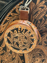 Load image into Gallery viewer, Cognac small round card pouch