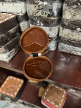 Load image into Gallery viewer, Cognac small round card pouch
