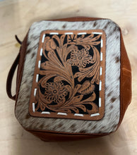 Load image into Gallery viewer, Cognac Jewelry Book - wholesale