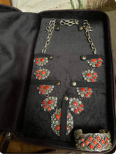 Load image into Gallery viewer, Black Squash Blossom/necklace case - wholesale