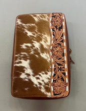 Load image into Gallery viewer, Cognac squash blossom case - wholesale