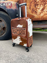 Load image into Gallery viewer, Rolling suitcase cognac cowhide Brown/white