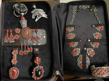 Load image into Gallery viewer, Black Squash Blossom/necklace case