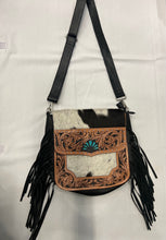 Load image into Gallery viewer, The “Naja” purse

