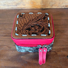 Load image into Gallery viewer, Red floral &amp; basket weave tooled mini jewelry case
