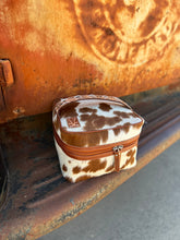 Load image into Gallery viewer, Cognac brown/white stand up toiletry case
